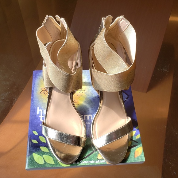 High heel - Picture 3 of 4